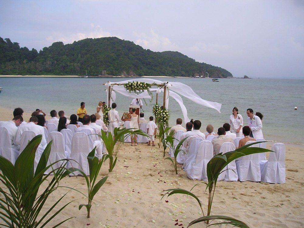 Gem Island Resort & Spa Pulau Gemia Exterior photo