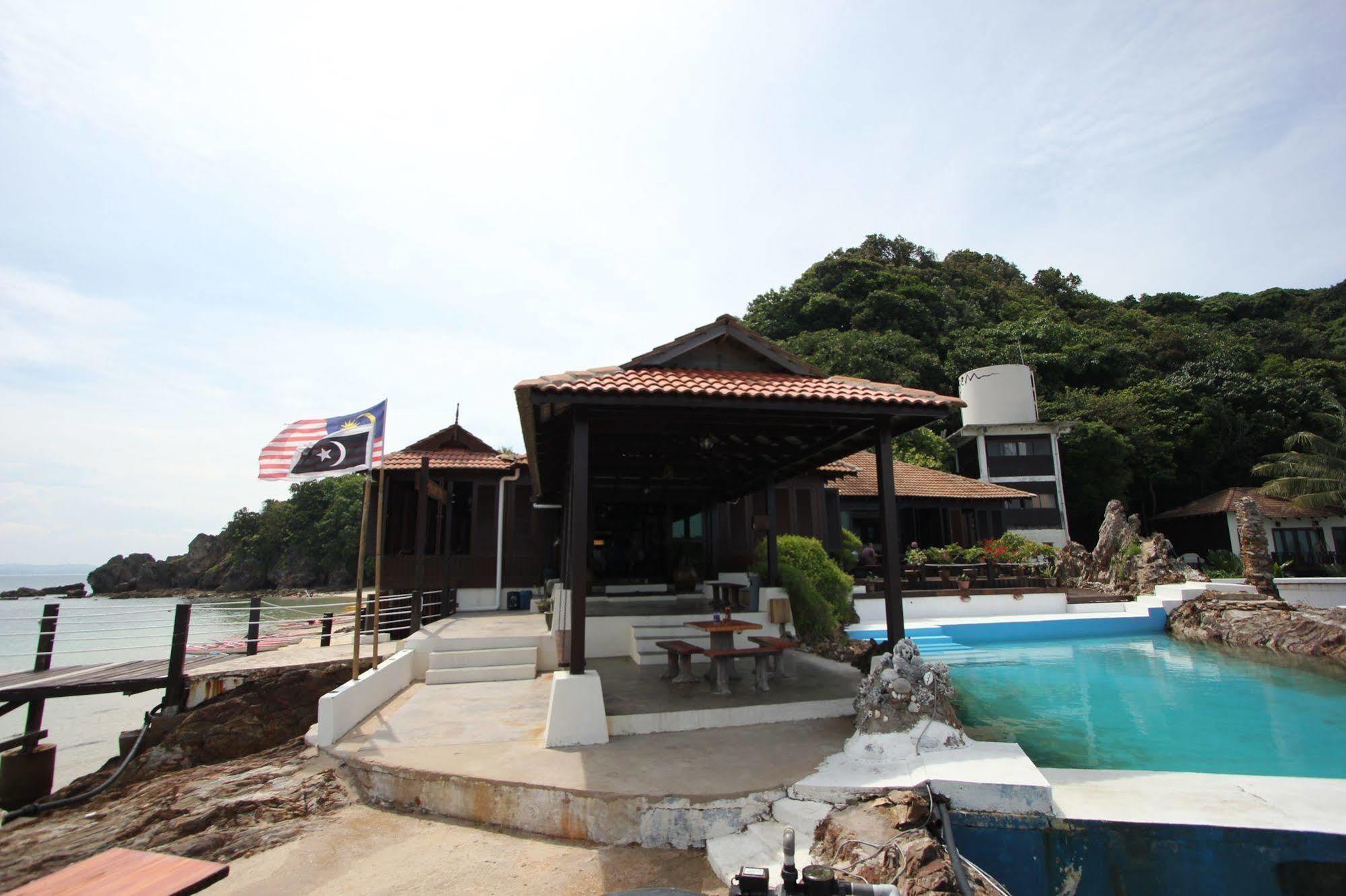 Gem Island Resort & Spa Pulau Gemia Exterior photo